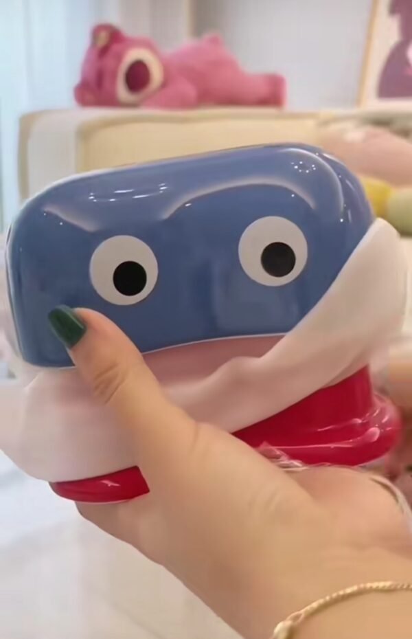 微信图片_20250902161014 Big eyes storage ceramic jar
