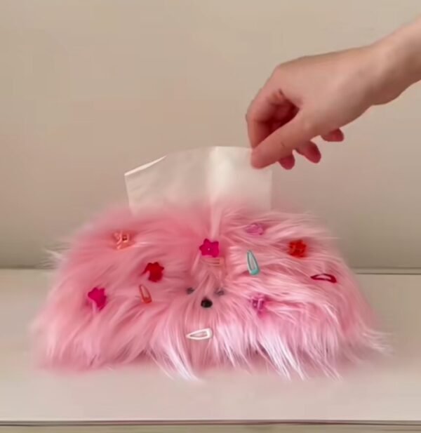 微信图片_202509021612441 Long-haired dog pink tissue box light luxury high-end living room/car tissue box